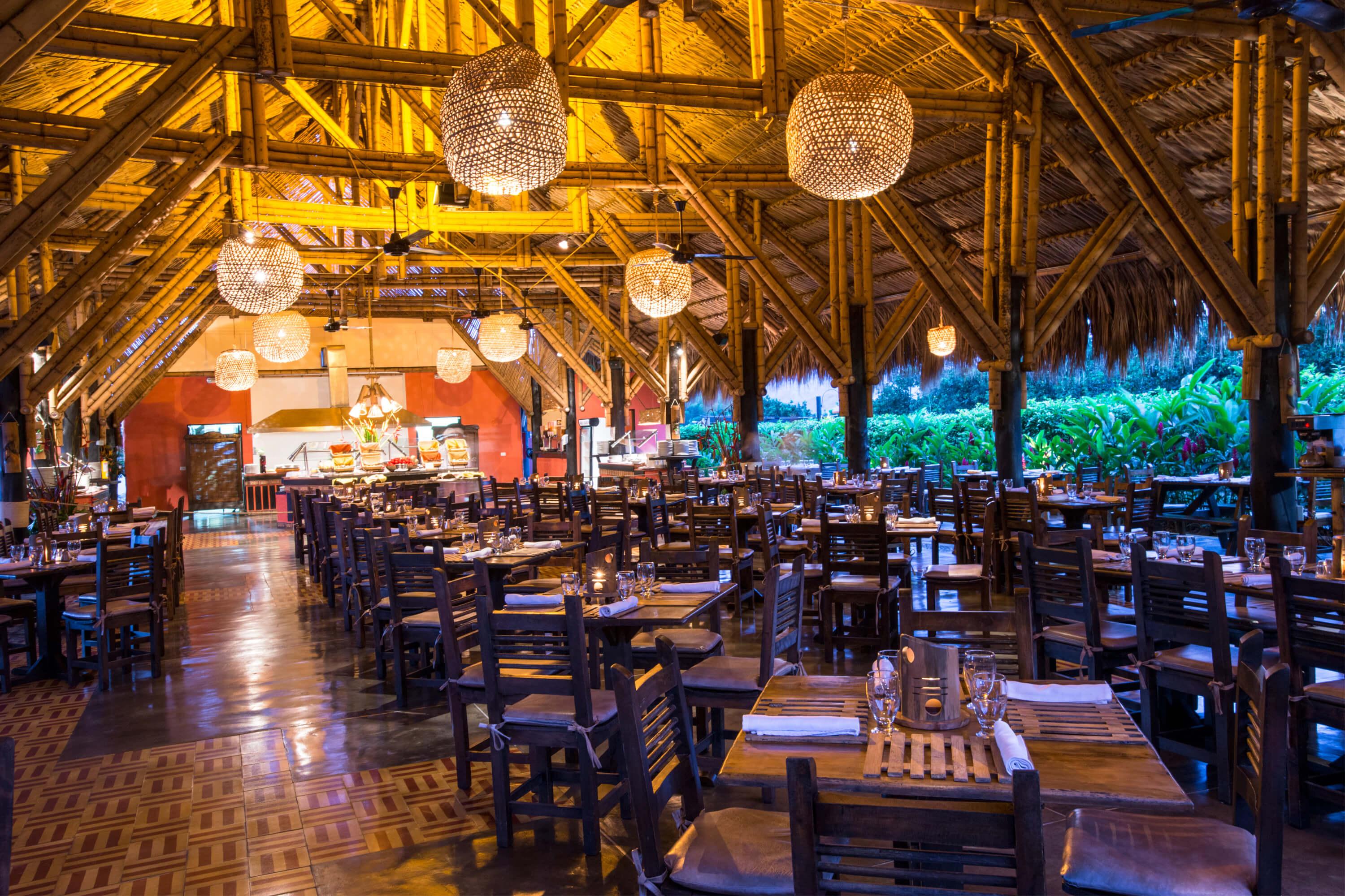 Bar/Salón Decameron Panaca - All Inclusive
