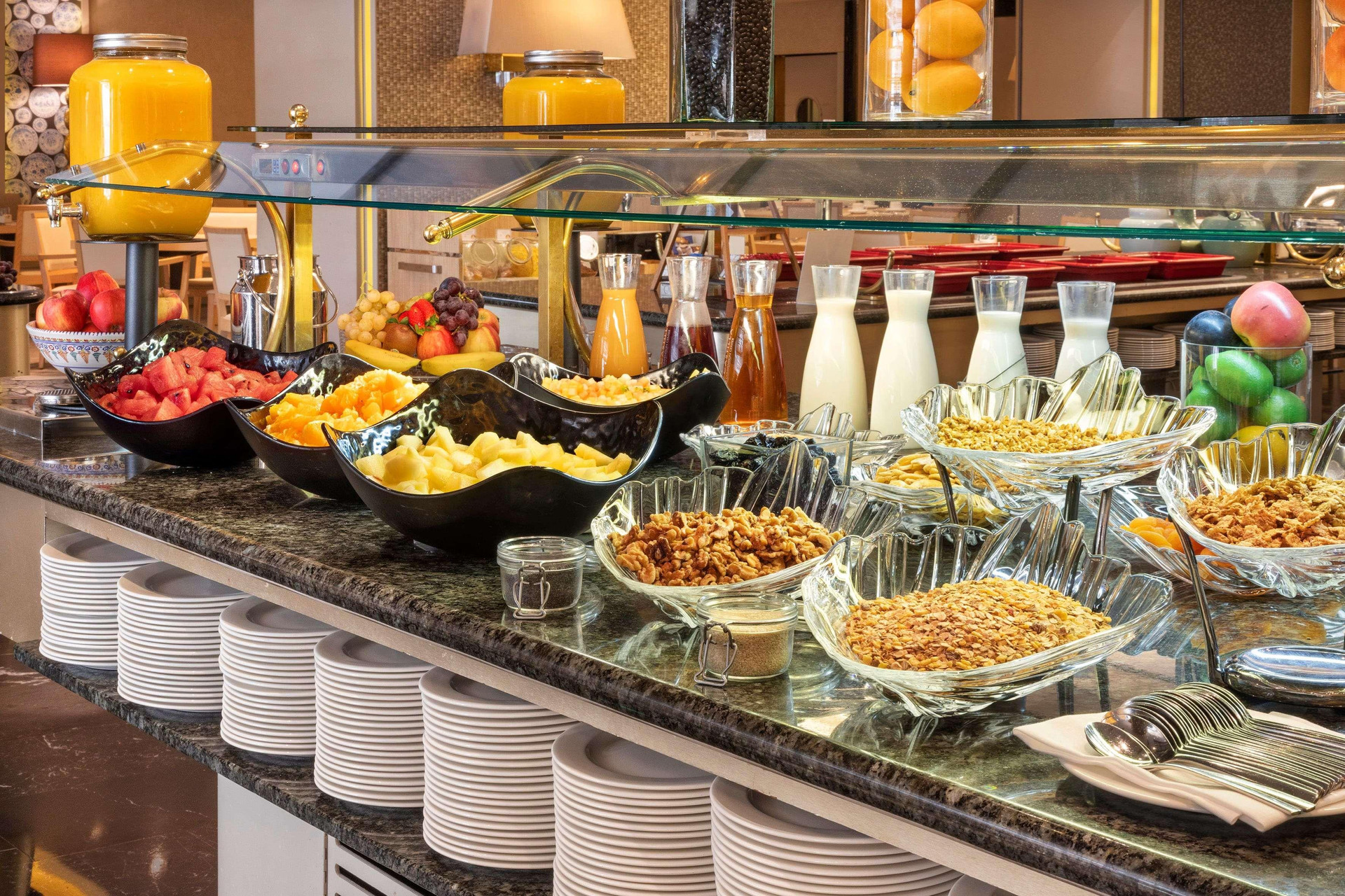 Restaurant The Level at Melia Castilla