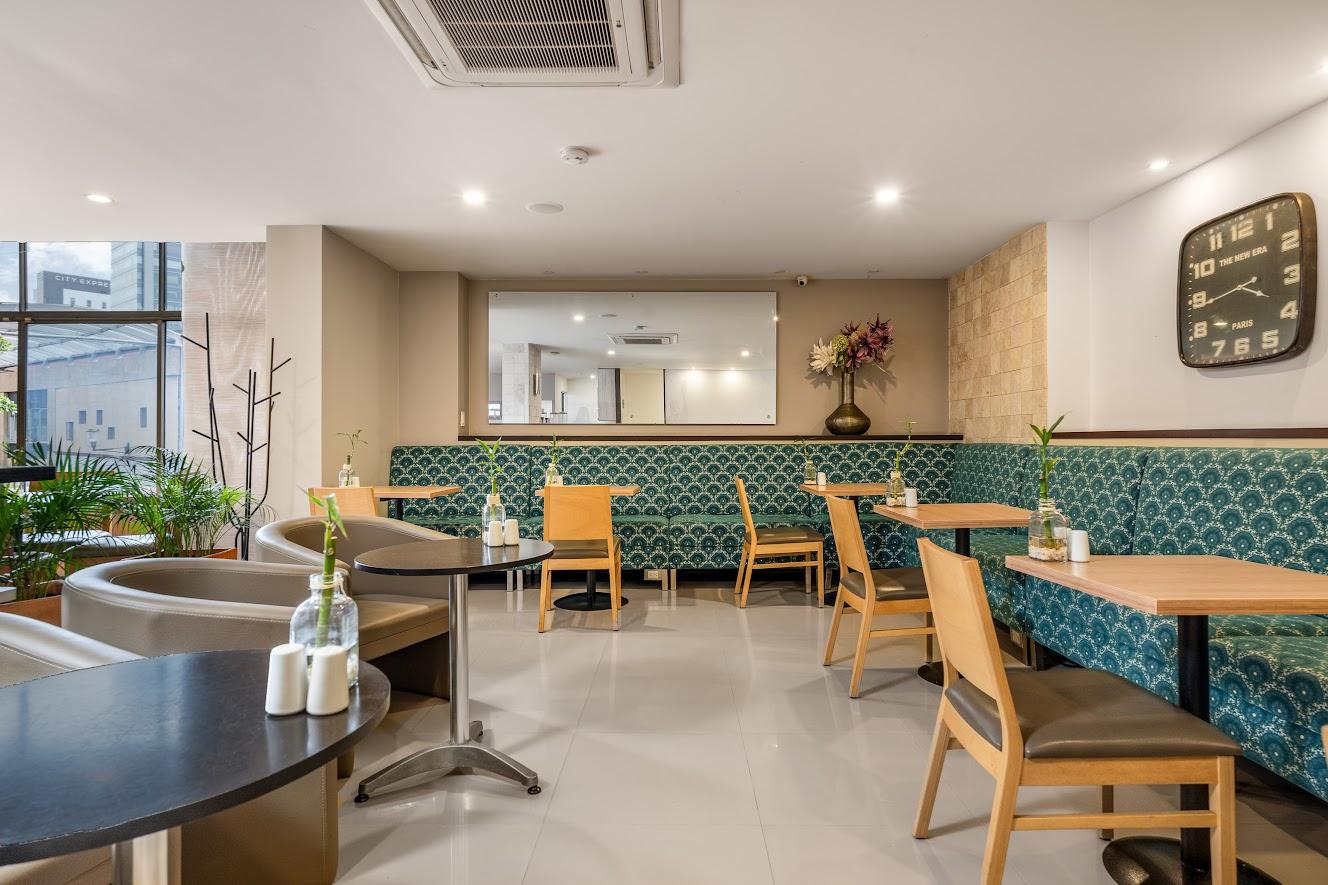 Restaurant Leblón Suites Hotel