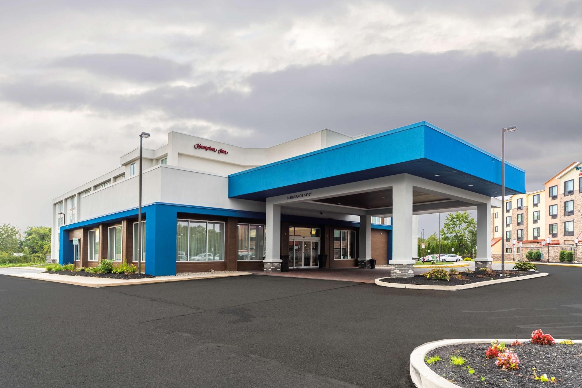 Vista Exterior Hampton Inn Swedesboro Philadelphia