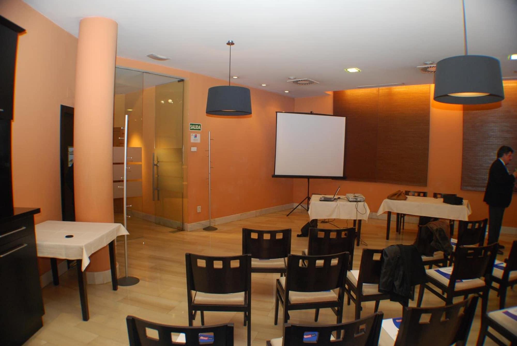 Sala de Reuniones Hotel Mieres del Camino