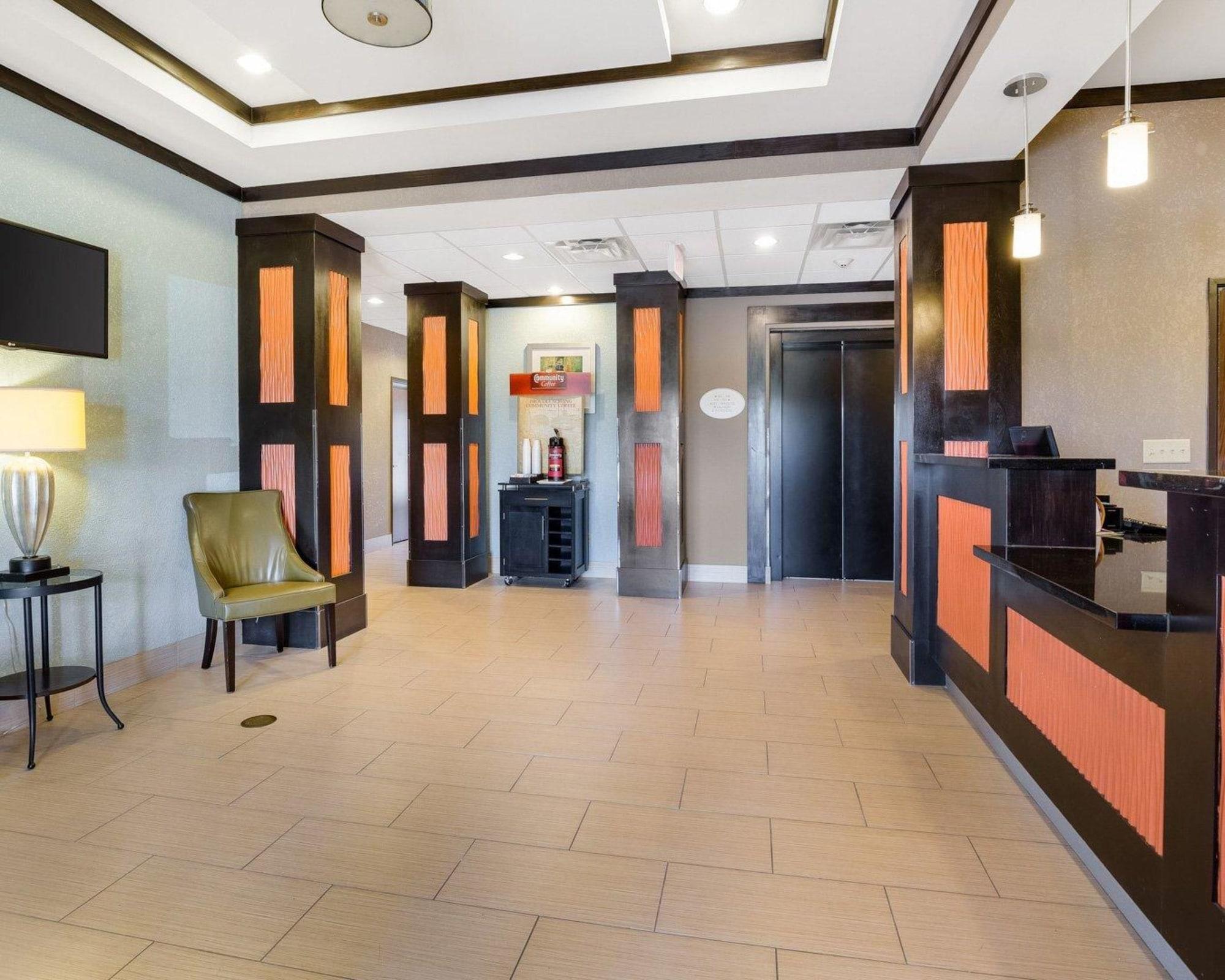 Vista Lobby Hallmarc Studios