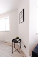 Alquiler Vacacional - Luxury, Modern Apartment w/ Netflix in Zone 2