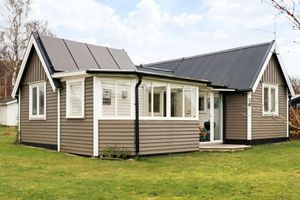 Alquiler Vacacional - 5 Person Holiday Home in Falkenberg