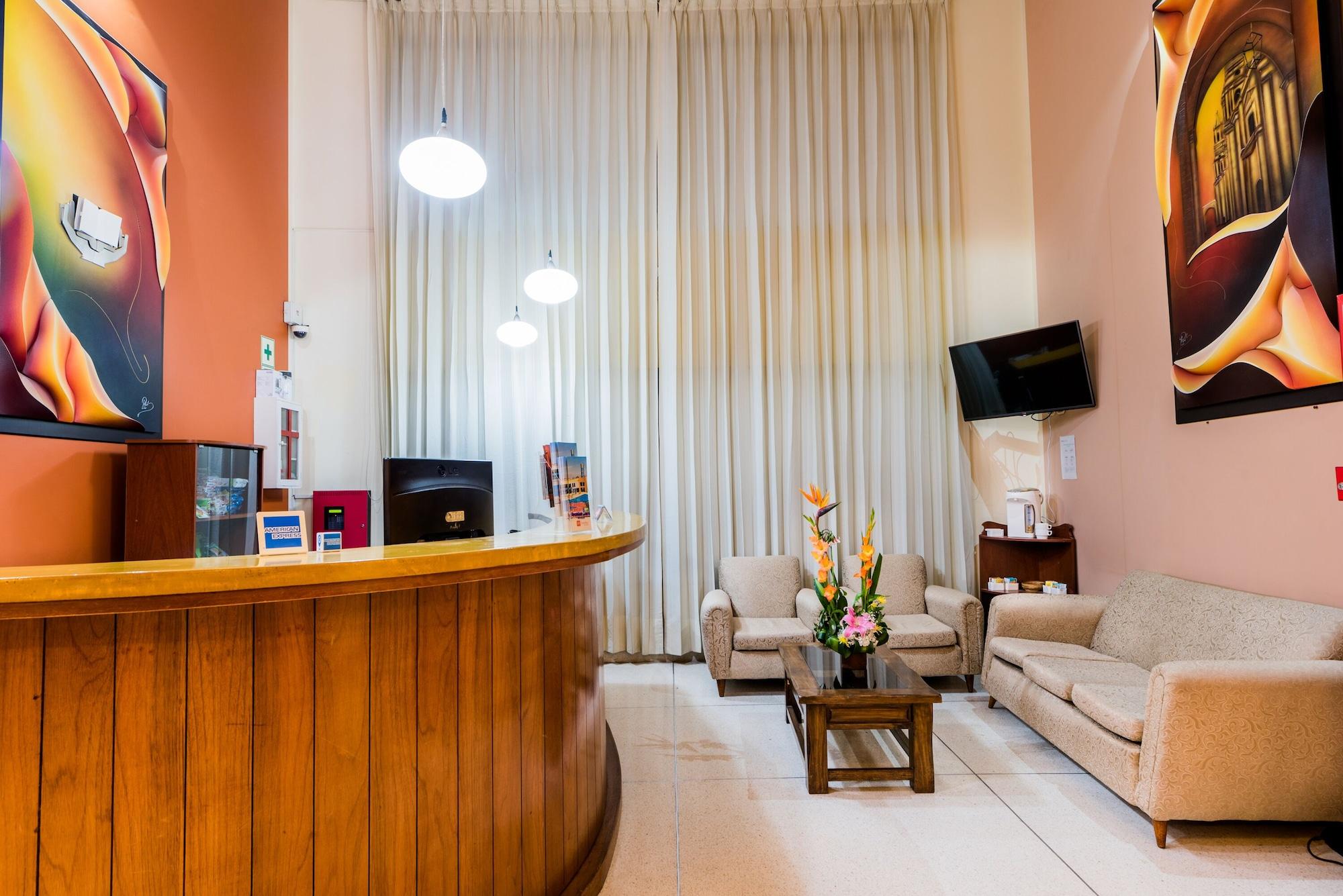 Vista Lobby DM Hoteles Arequipa