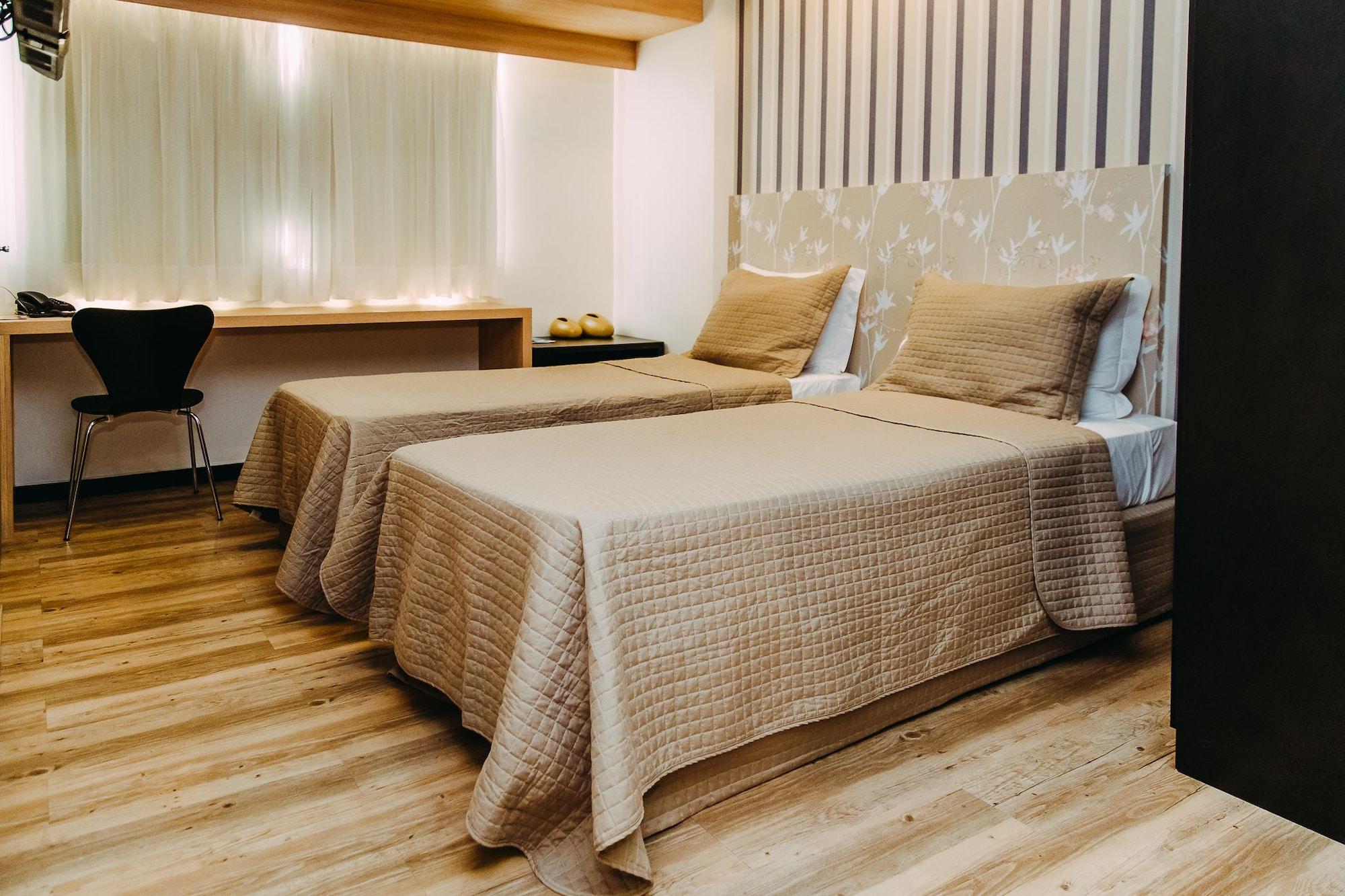 Quarto Arrey Executive Hotel