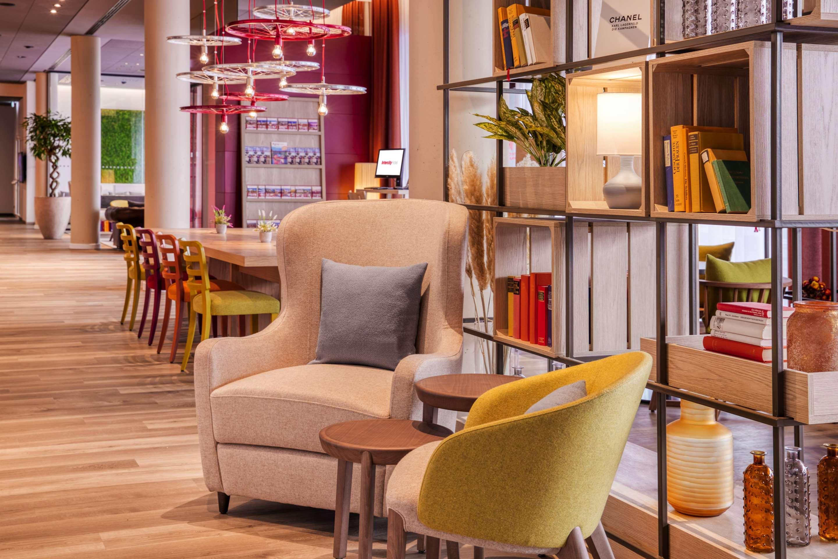 Vista Lobby IntercityHotel Graz