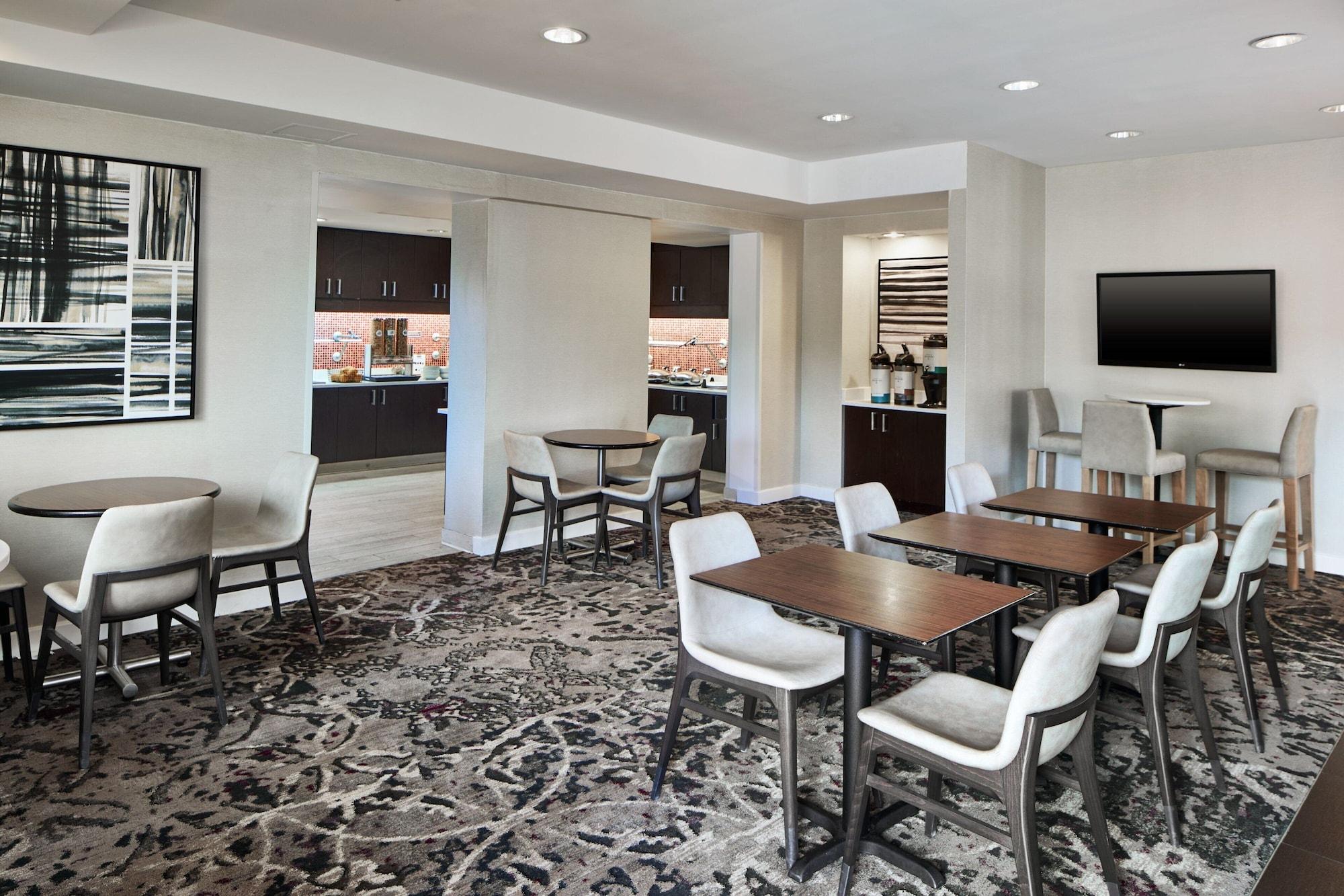 Restaurant Residence Inn Atlanta NE/Duluth Sugarloaf