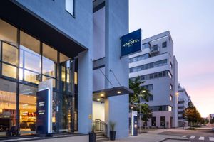 Pacote - Novotel Suites Wien City Donau