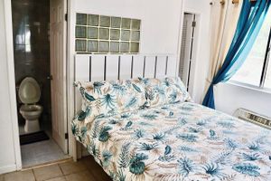 Alquiler Vacacional - Private George Town Getaway Near Jolly Hall Beach!