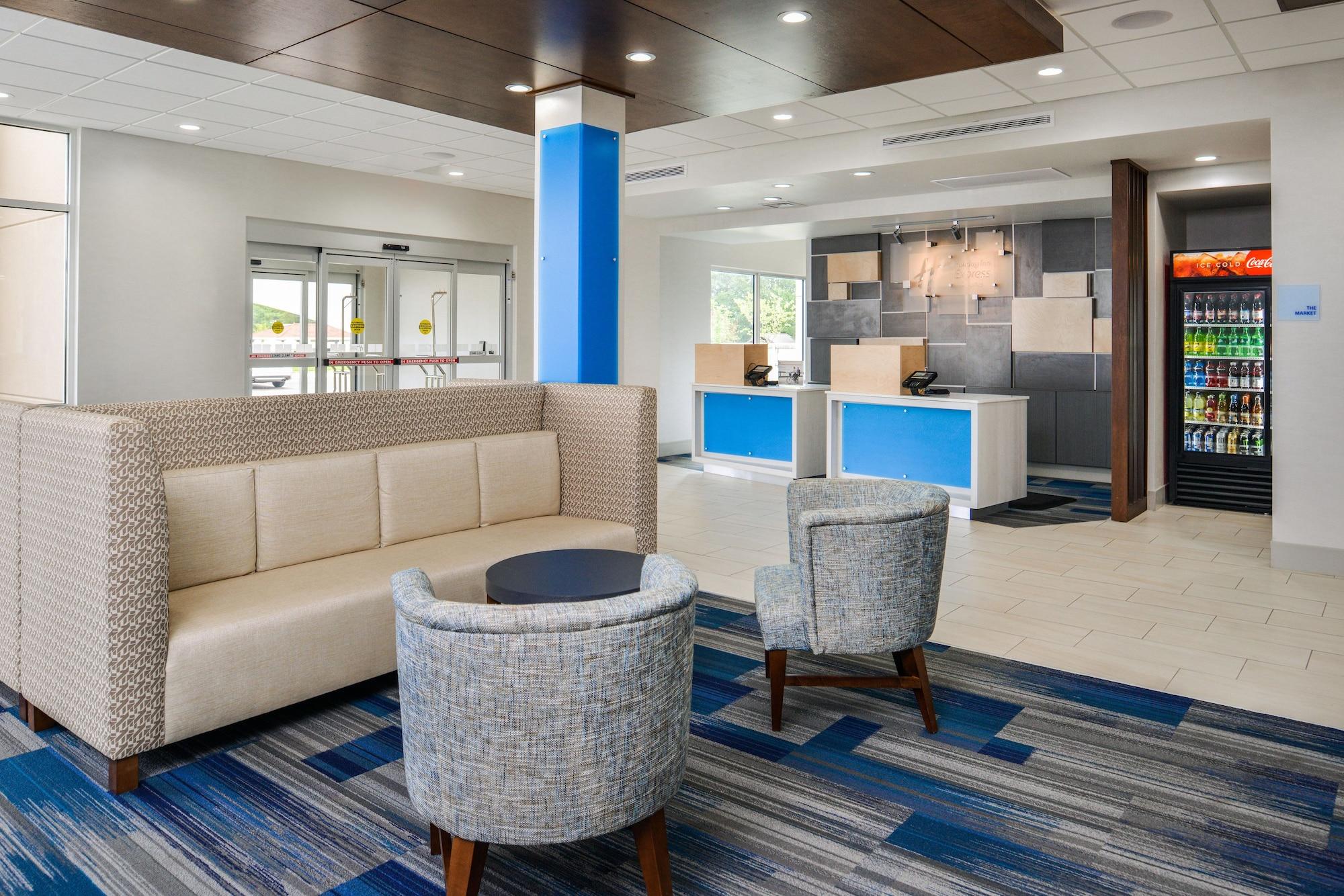 Vista Exterior Holiday Inn Express & Suites Siloam Springs by IHG