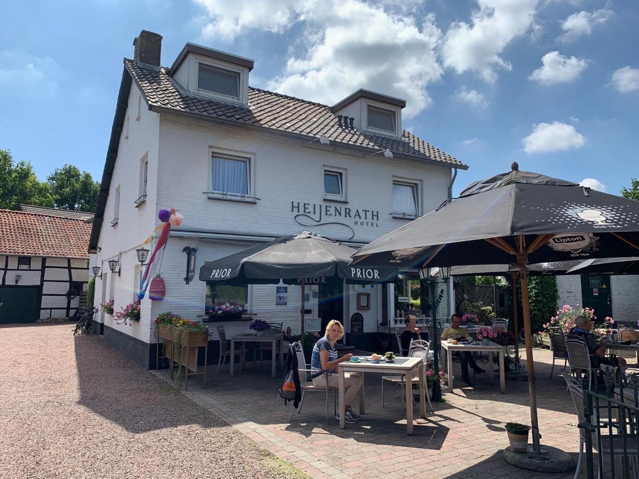 Vista Exterior Hotel Heijenrath