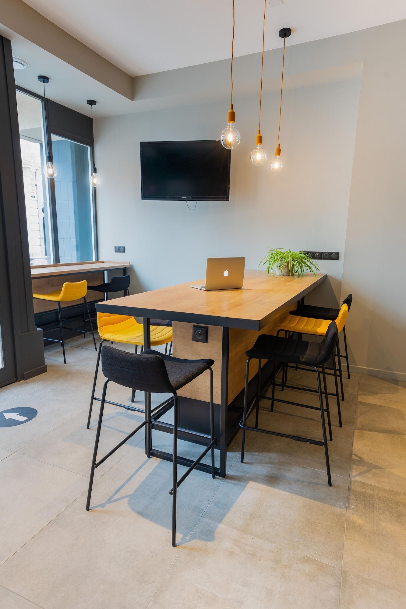 Sala de Reuniones ibis Pau Centre