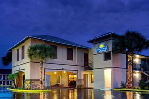 Alojamiento - Days Inn by Wyndham Kissimmee West