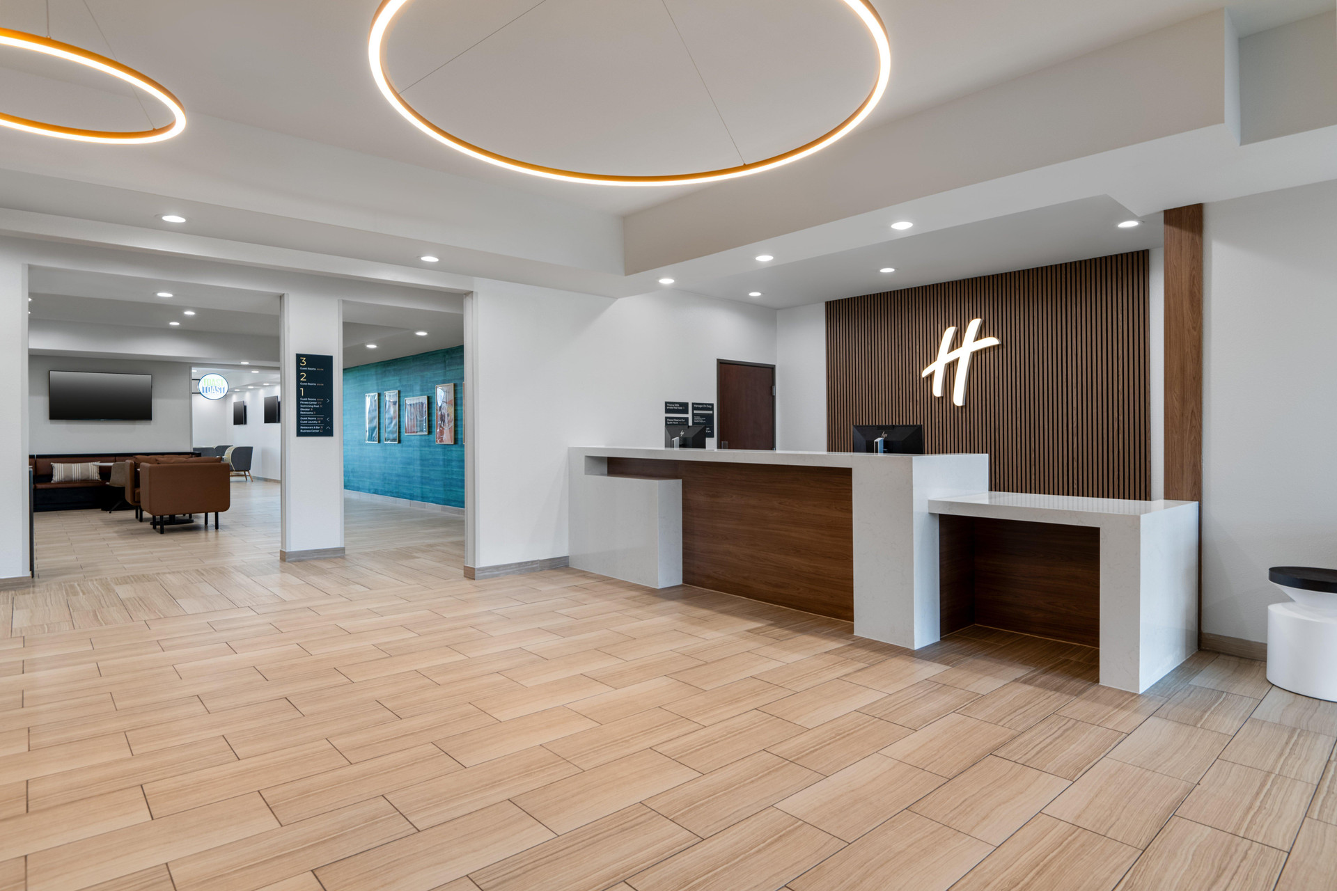 Vista Lobby Holiday Inn Galveston Island by IHG