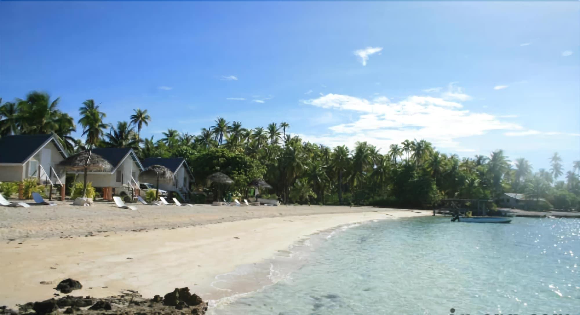 Playa Teanuanua Beach Pearls