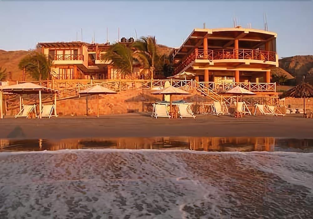 Vista Exterior Bungalows Playa Bonita