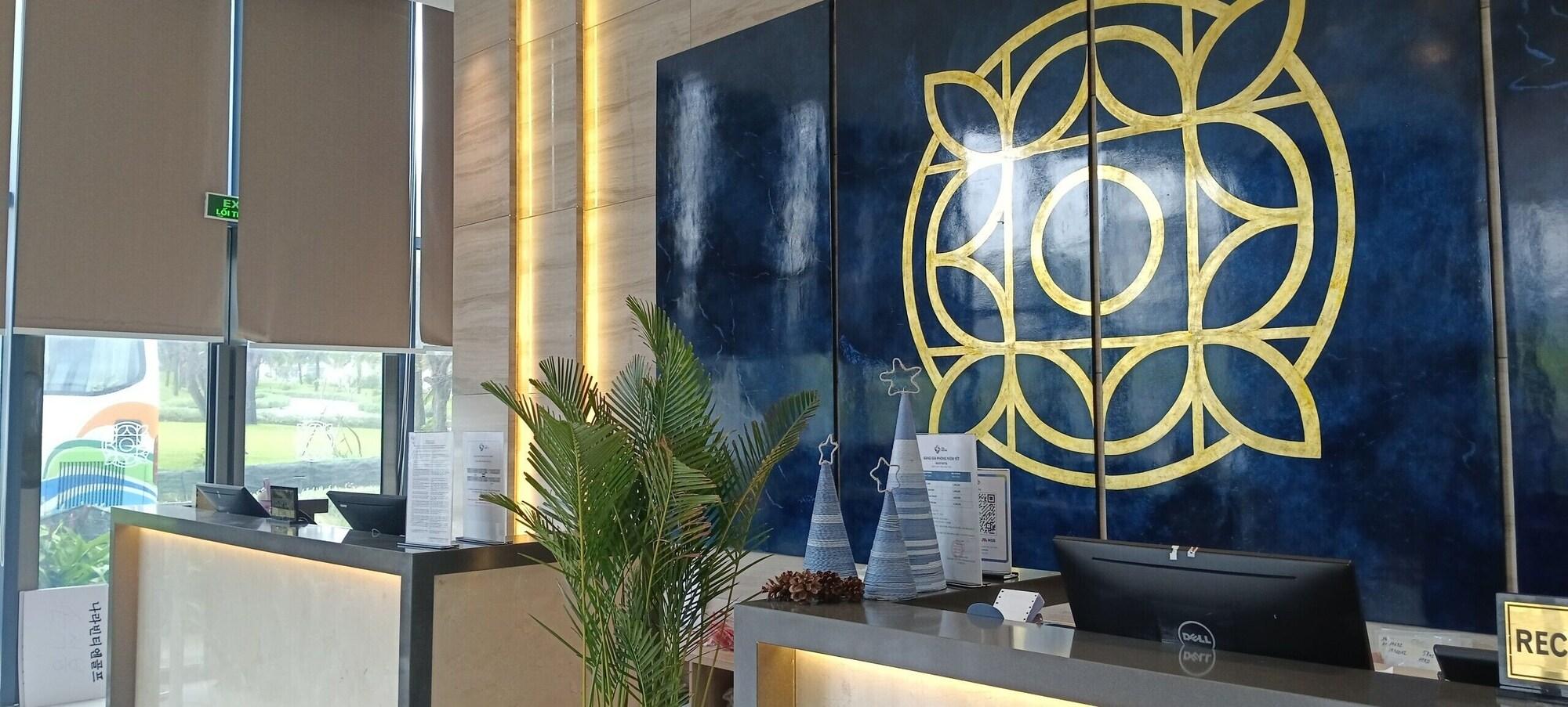 Vista Lobby The Western Seaview Cam Ranh Condotel