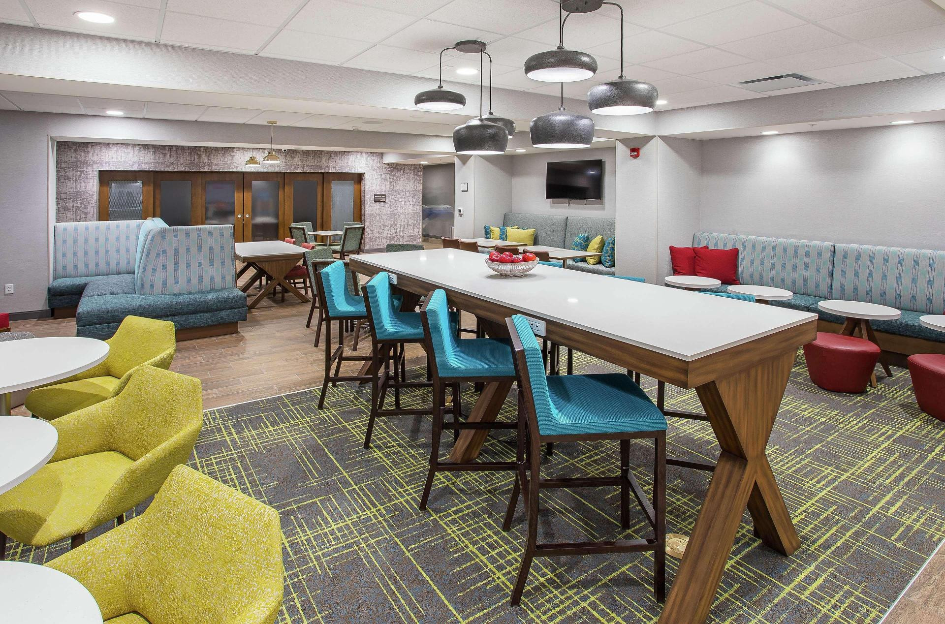 Vista Lobby Hampton Inn Simpsonville