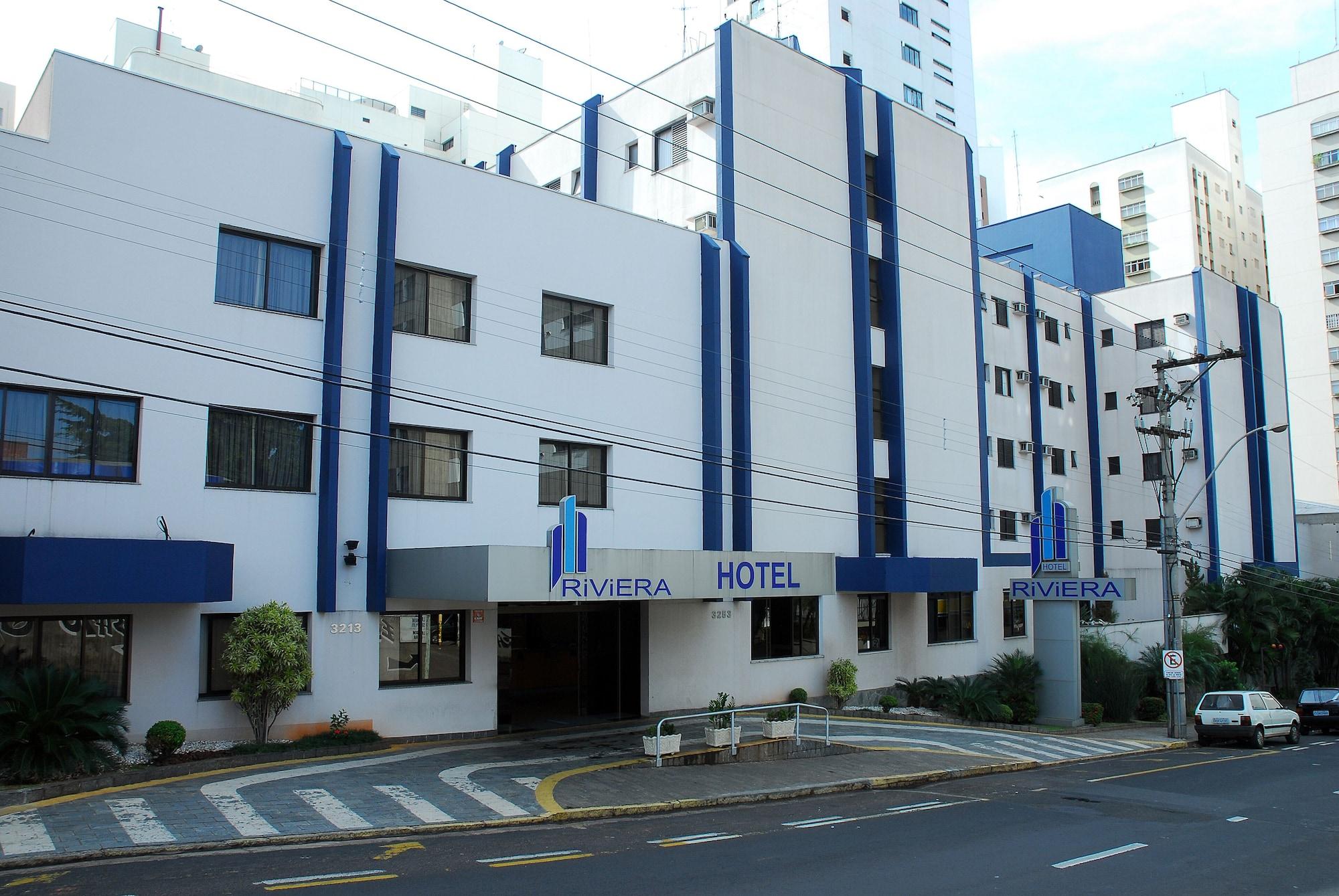 Vista Exterior Hotel Riviera