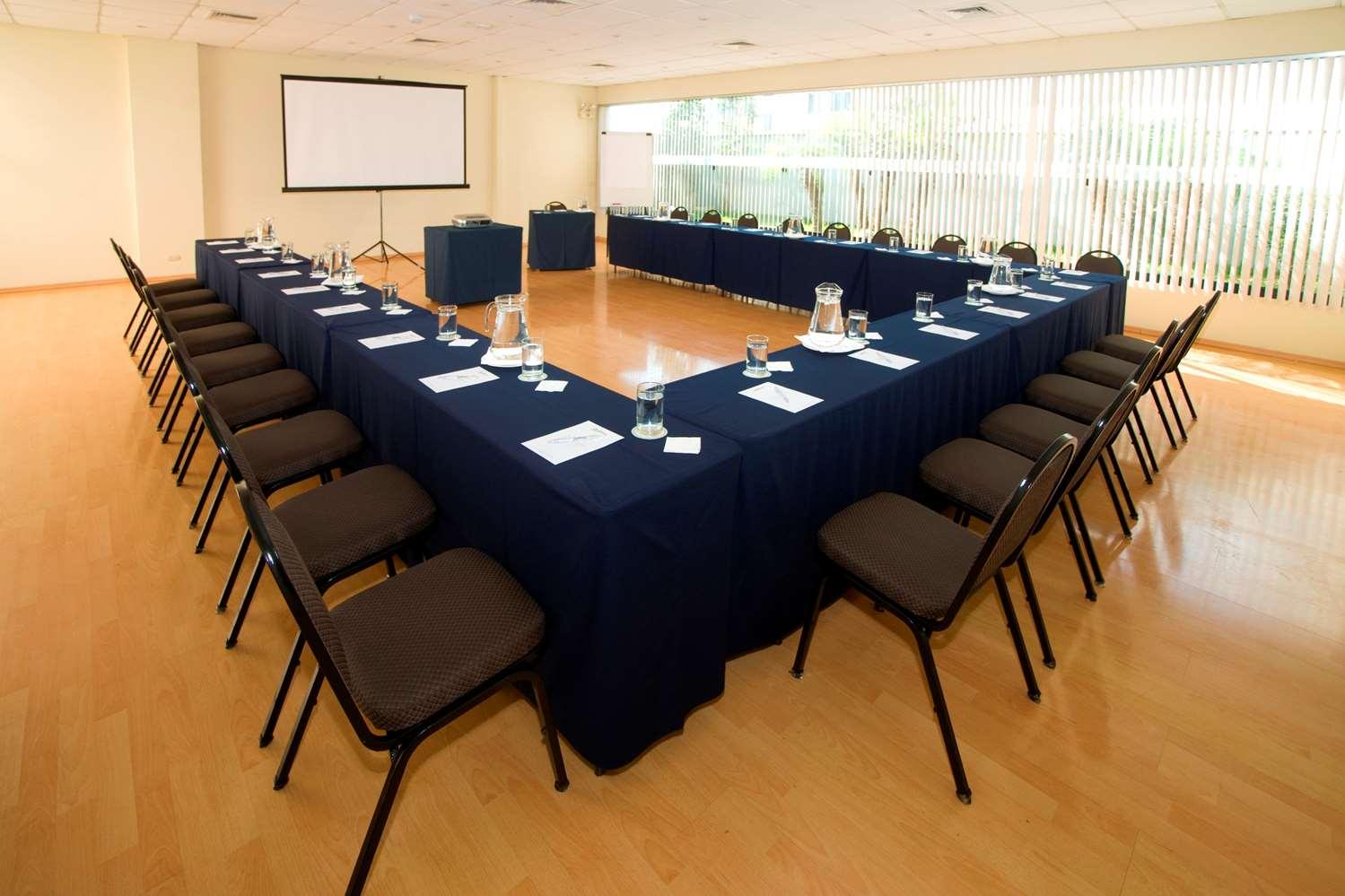 Hotel Radisson Hotel San Isidro