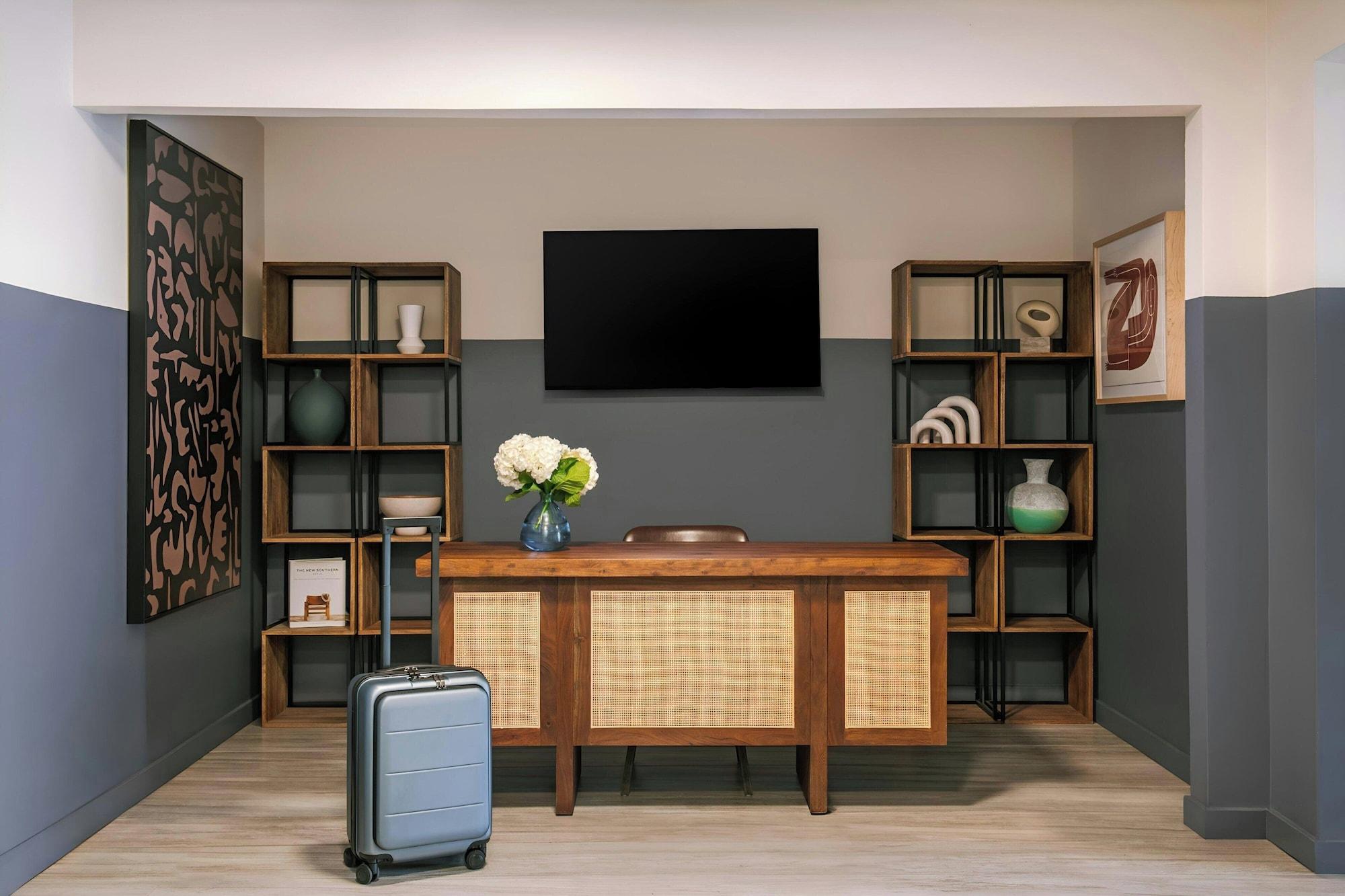 Vista Lobby Sonder by Marriott Bonvoy Vista Cay Apartments