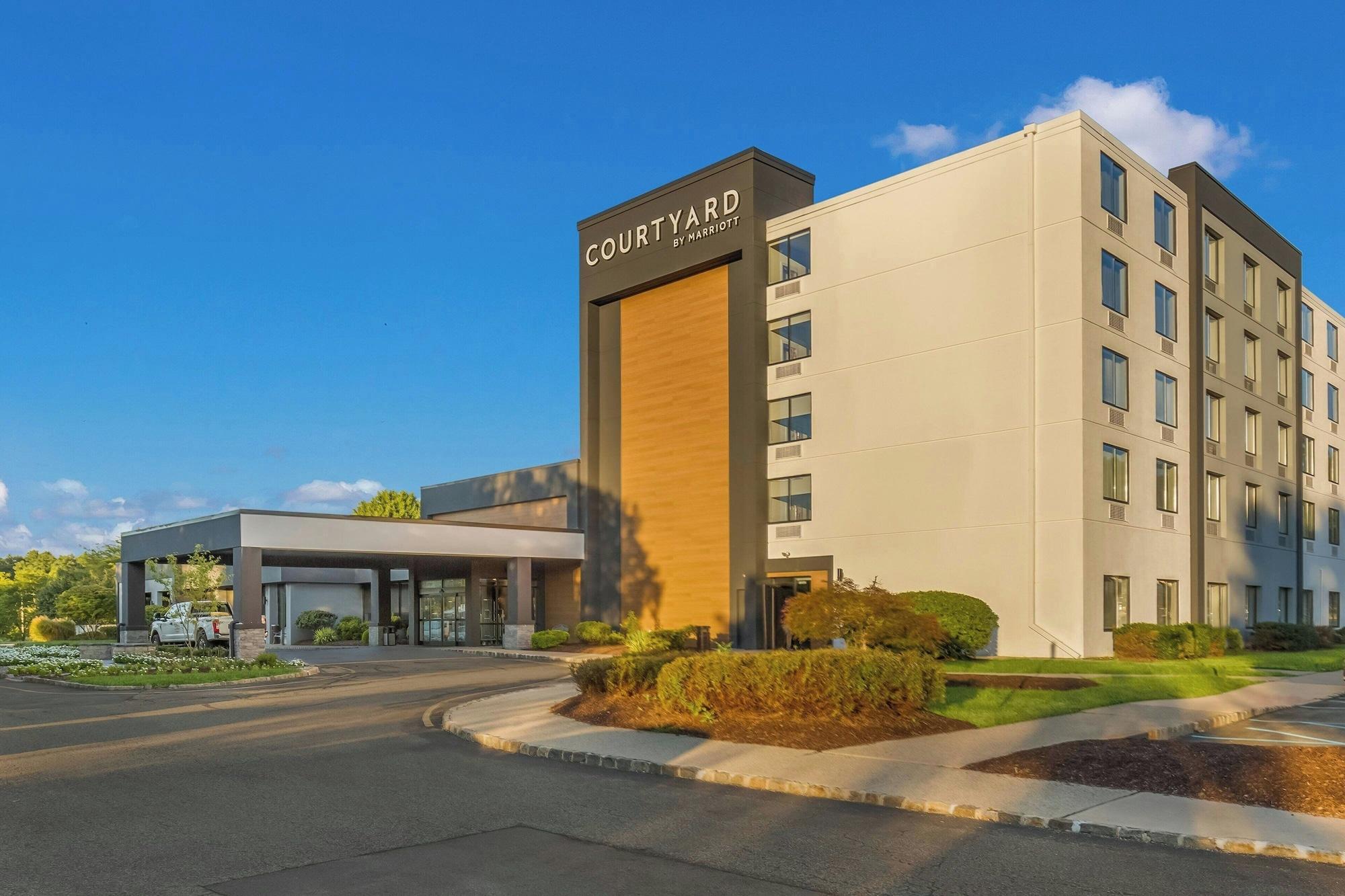Vista Exterior Courtyard by Marriott Rockaway Mount Arlington