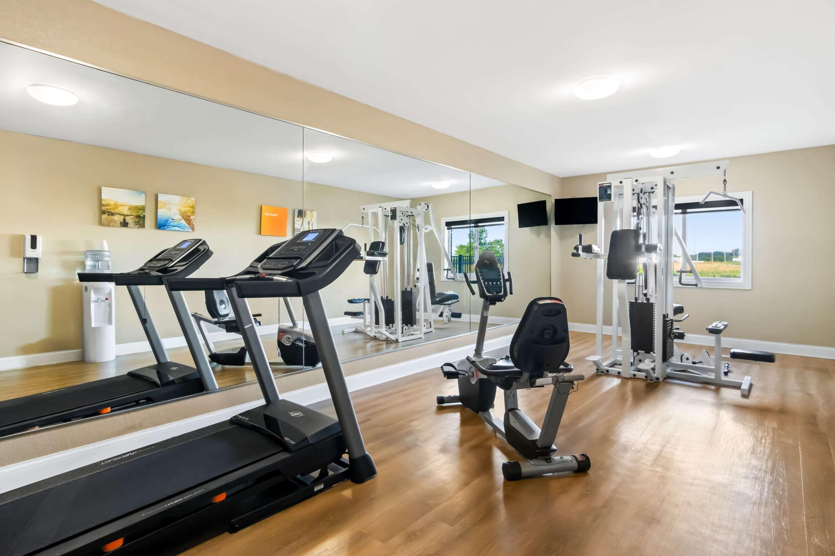 Gimnasio Comfort Inn Hebron-Lowell Area