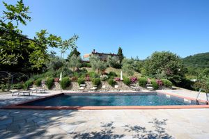 Alquiler Vacacional - Villa for 10 people with pool with a "truly wonderful" view to Lake Trasimeno