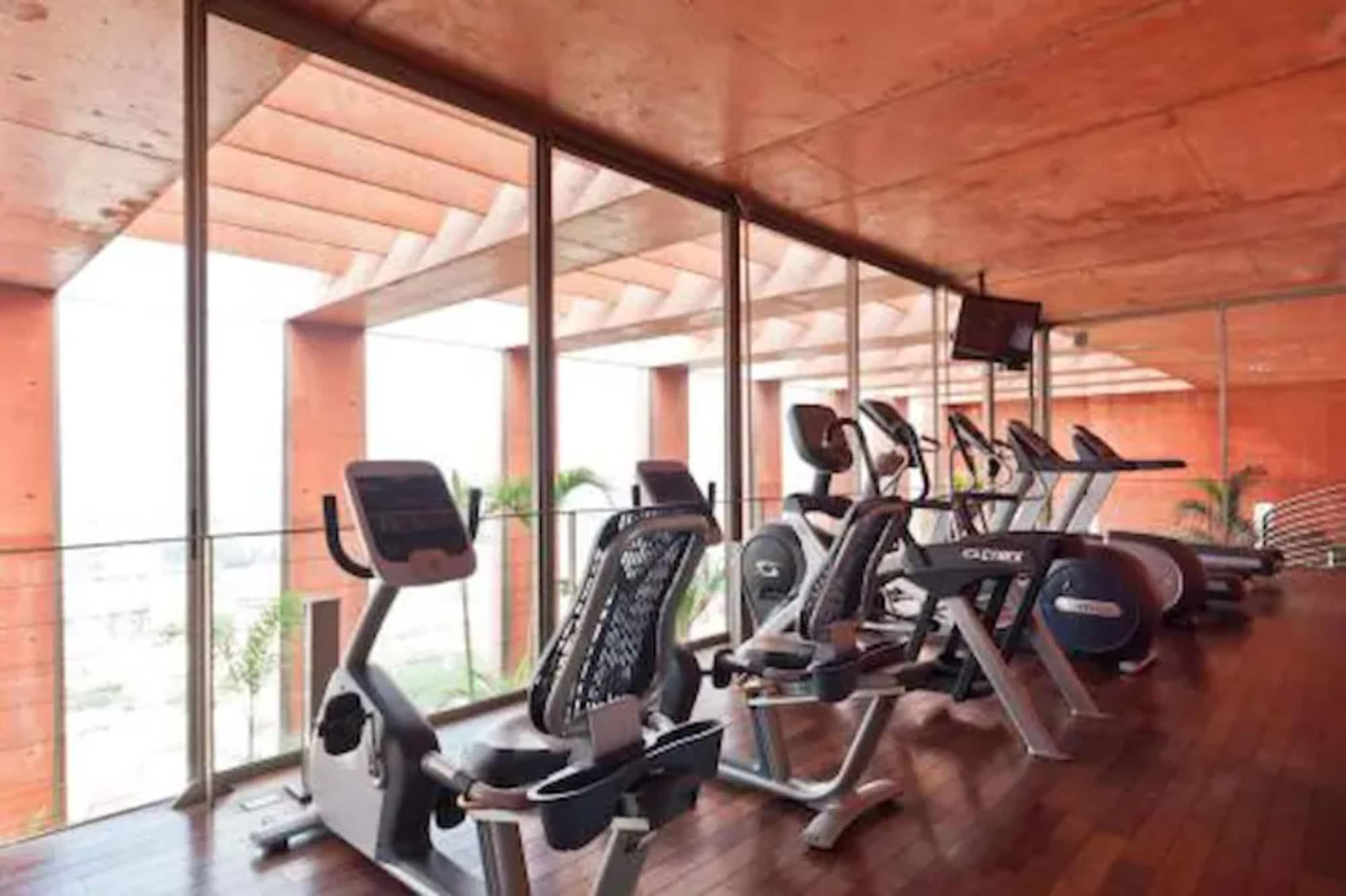 Hotel Reforma 27 by Kukun