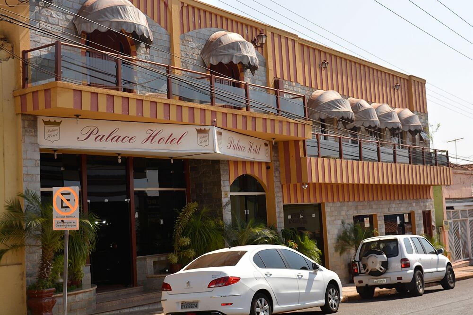 Vista Exterior Palace Hotel Barretos