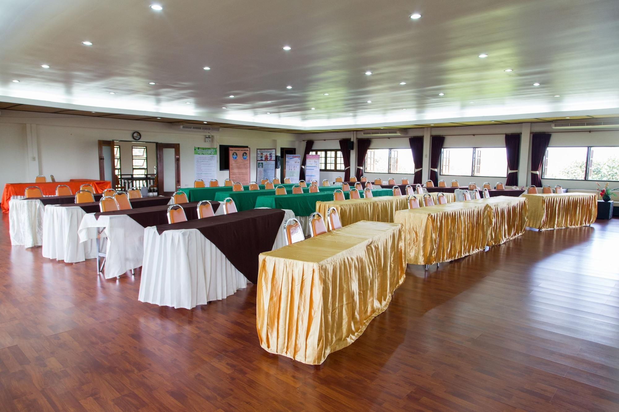 Sala de Reuniones Starwell Garden Home Resort