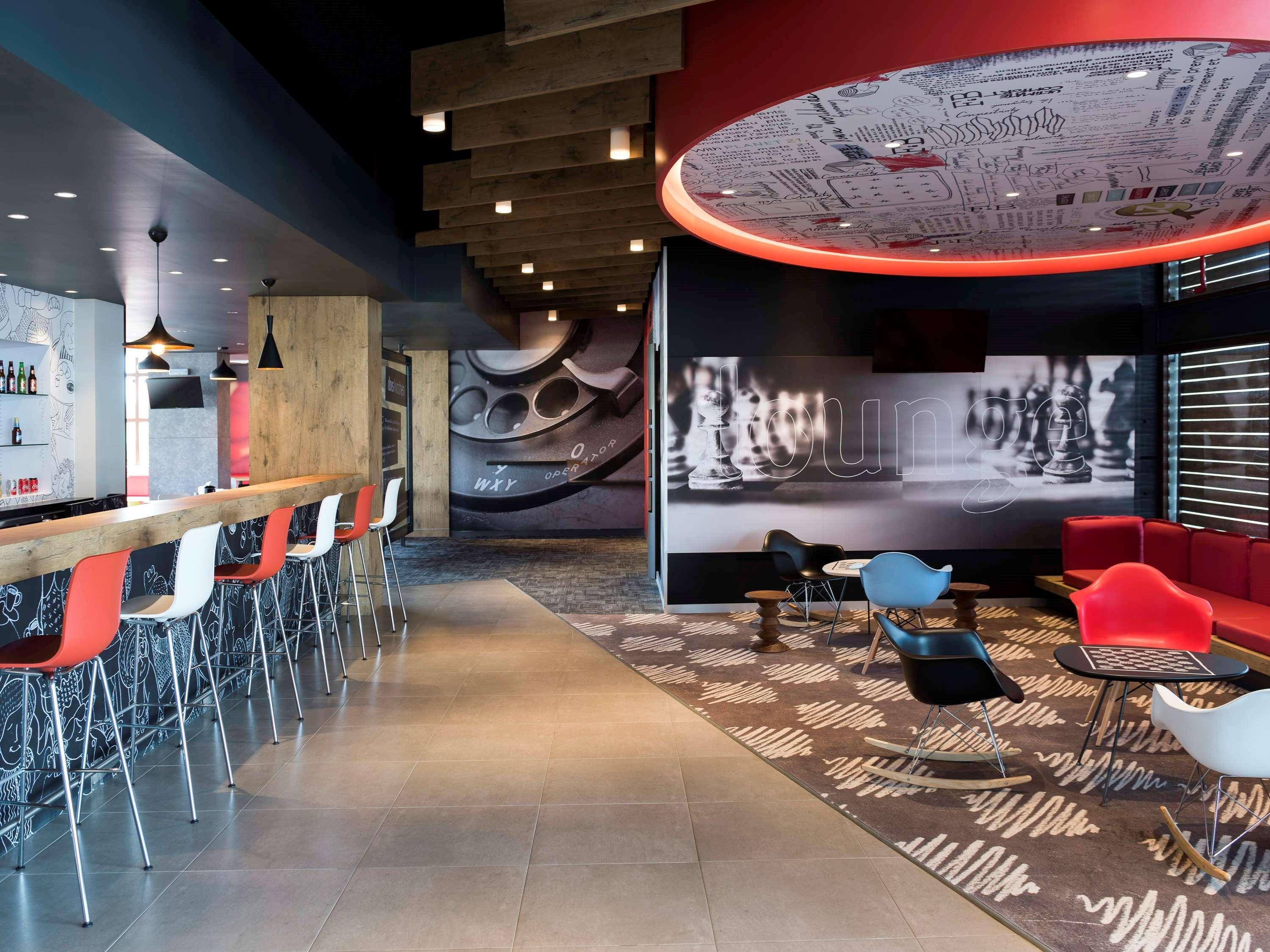 Vista Lobby ibis Irapuato