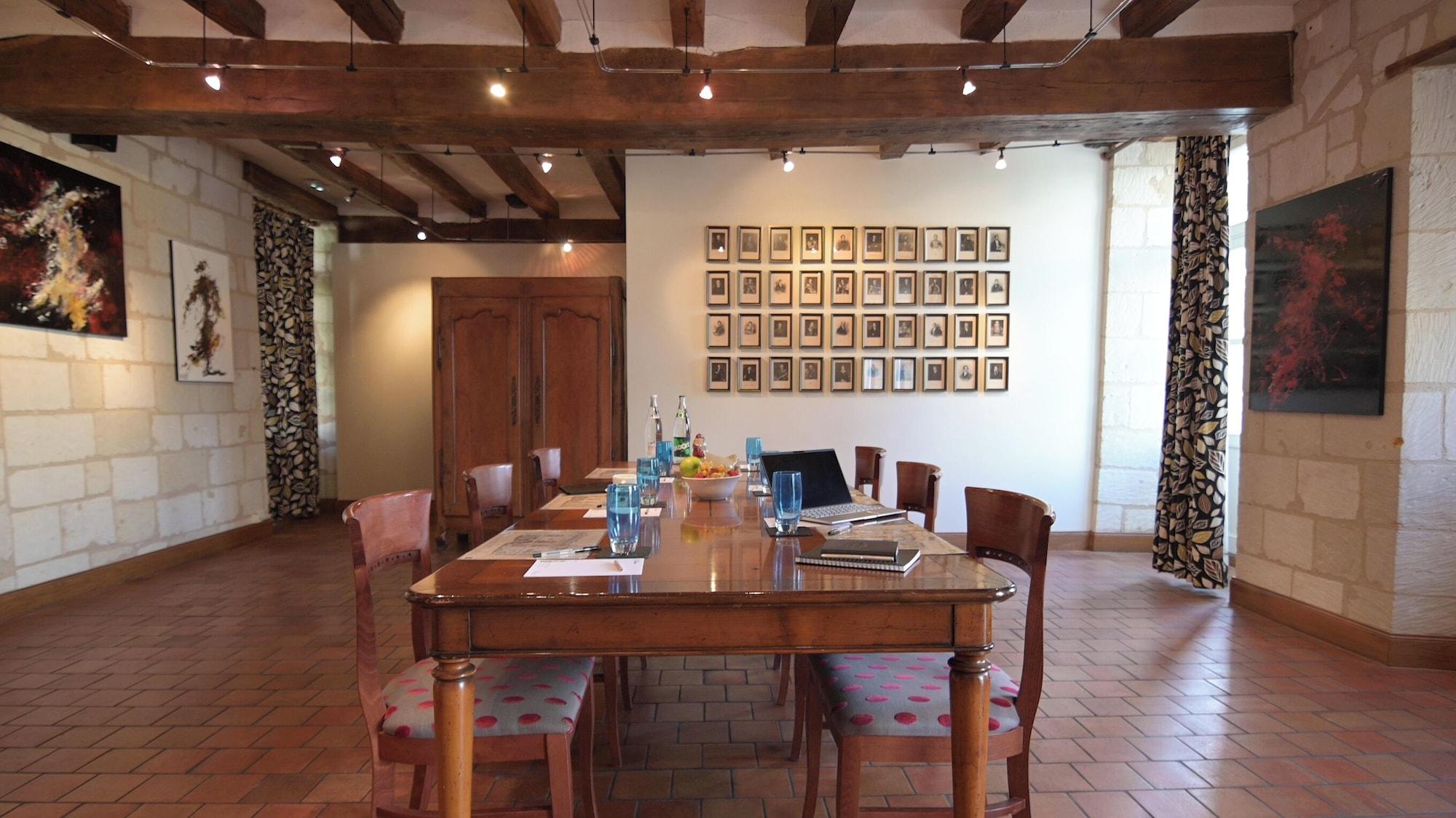 Sala de Reuniones Hostellerie La Croix Blanche