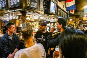 Actividad - Ruta de Pubs The Rocks