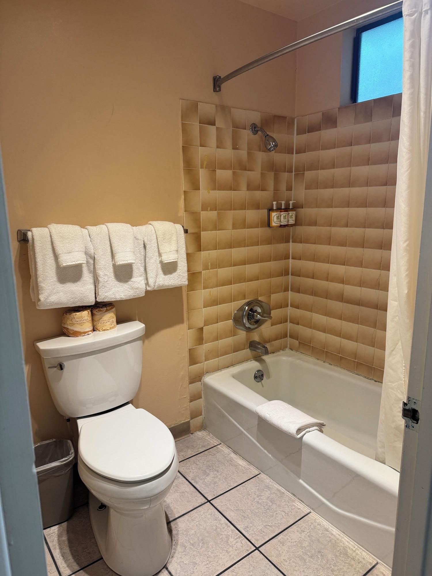 Equipamiento de Habitación Carmel Resort Inn