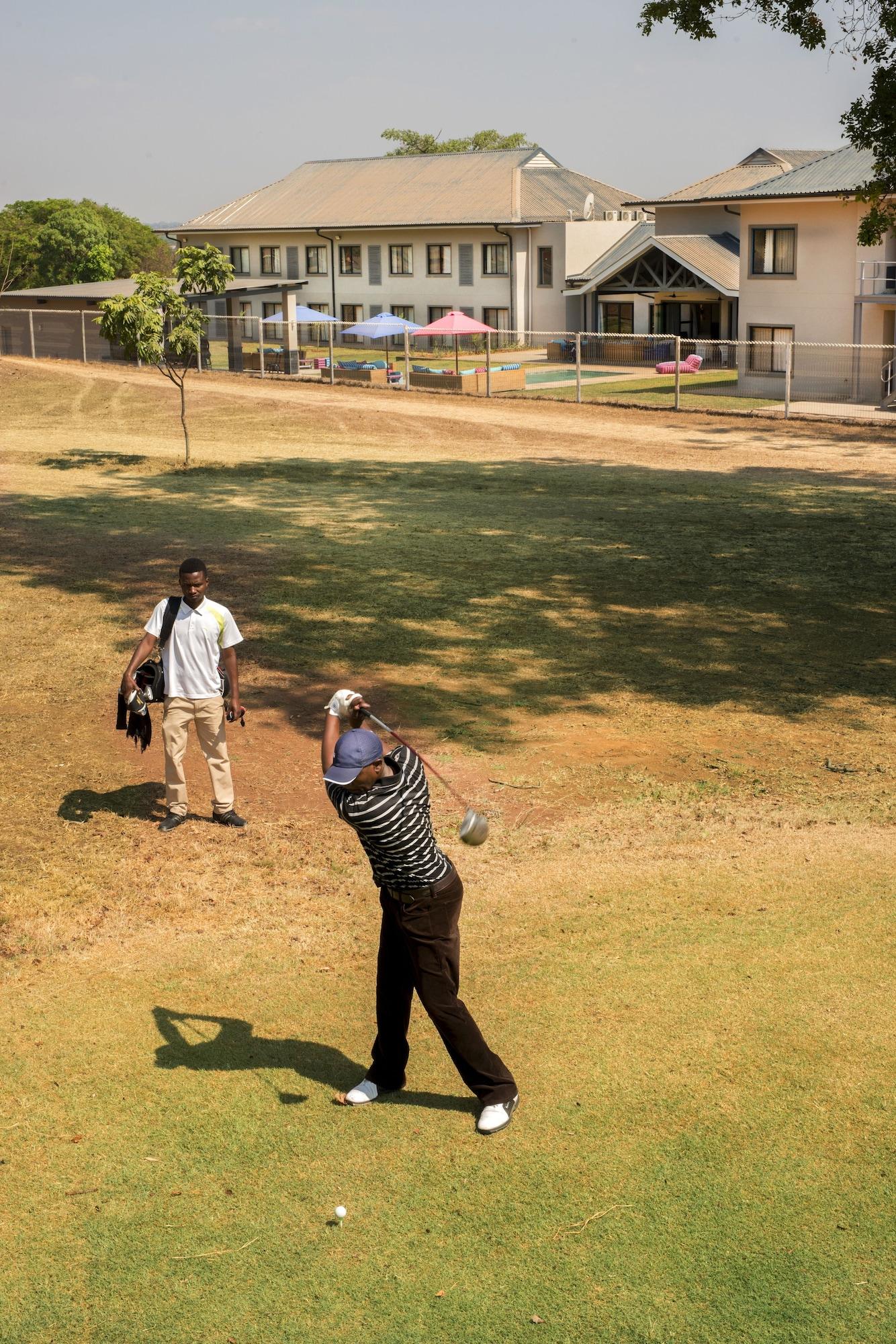 Campo de Golf The Urban Hotel Ndola