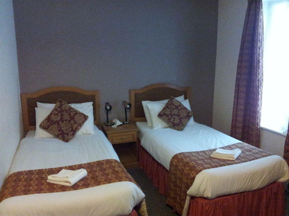 Habitación County Hotel