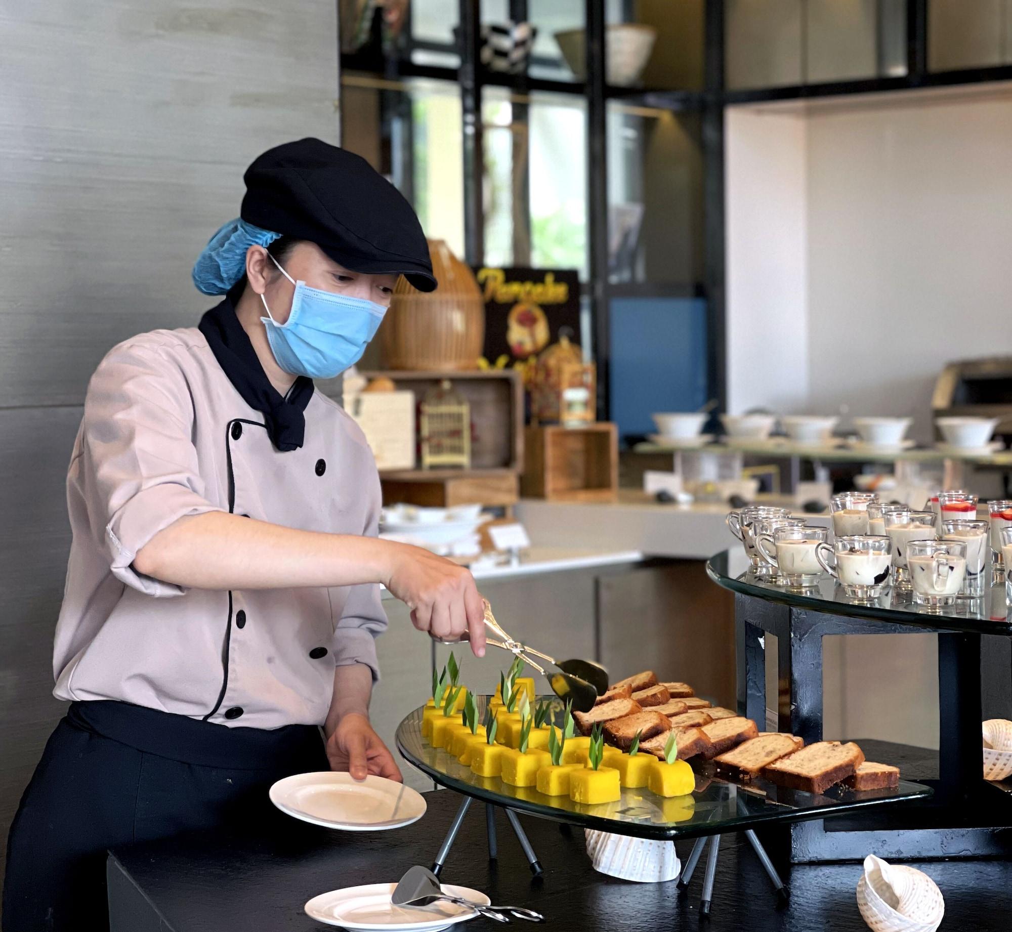 Restaurant InterContinental Nha Trang by IHG