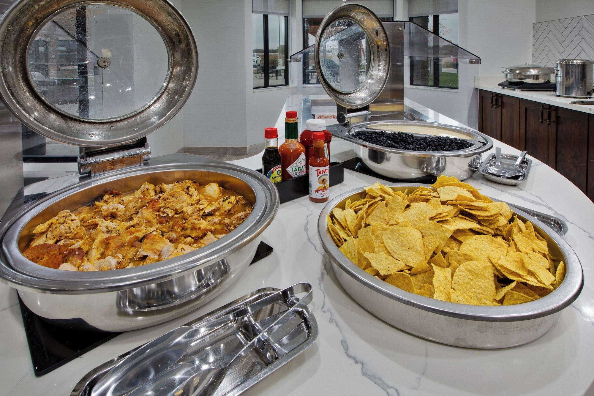 Restaurant Staybridge Suites Ames by IHG