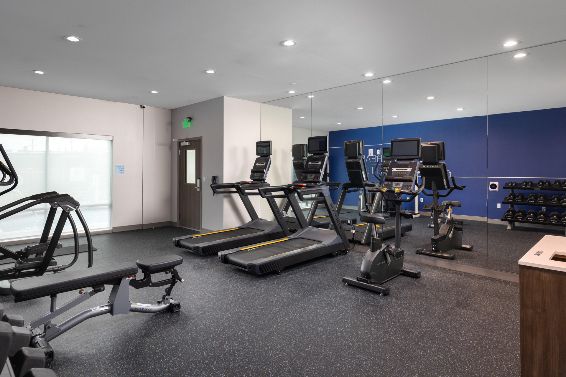 Instalaciones Recreativas Holiday Inn Express & Suites Hawaiian Gardens by IHG