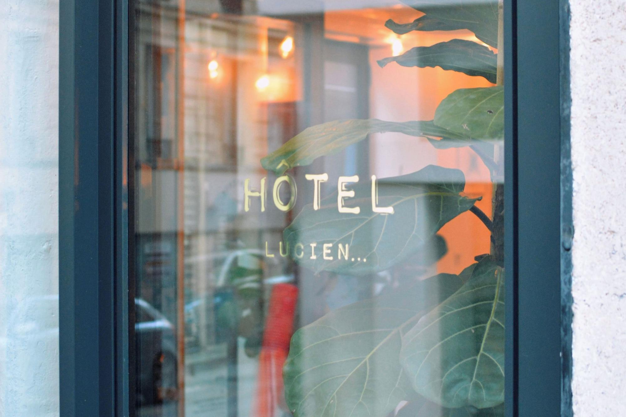 Vista Exterior Hotel Lucien