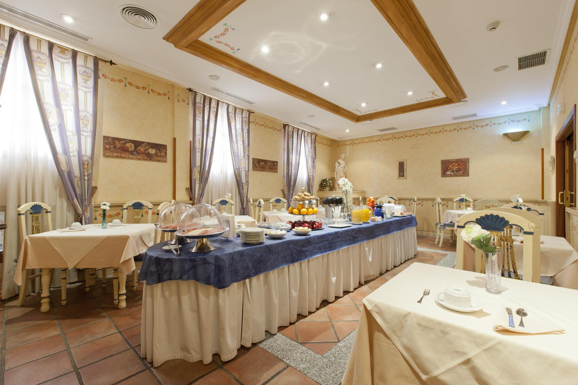 Restaurant Hotel Casona de la Reyna