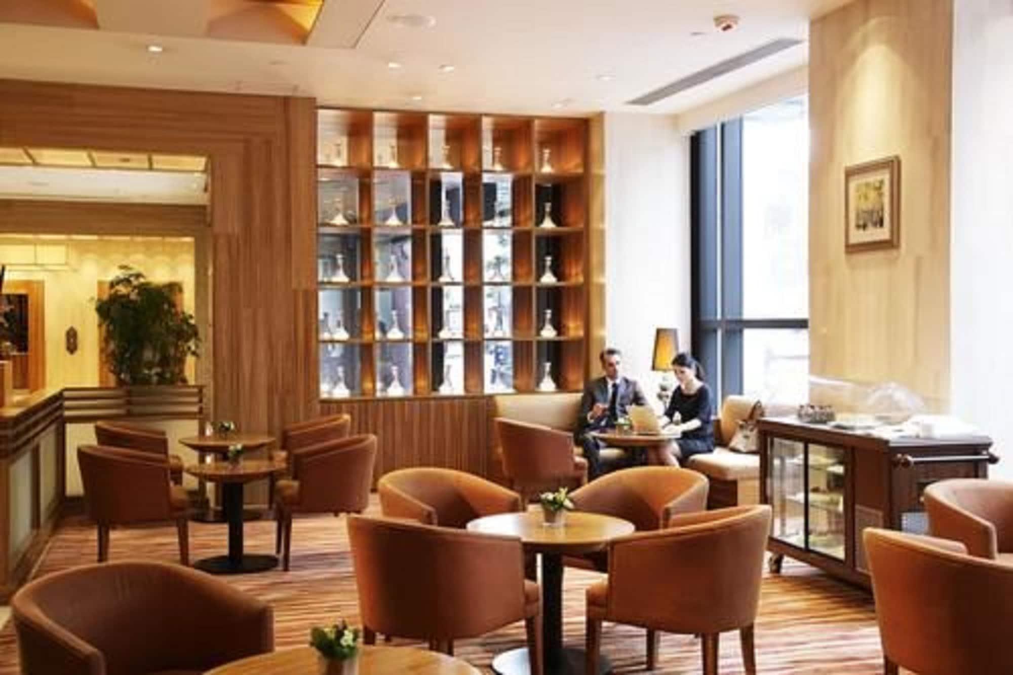Bar/Salón Gloucester Luk Kwok Hong Kong