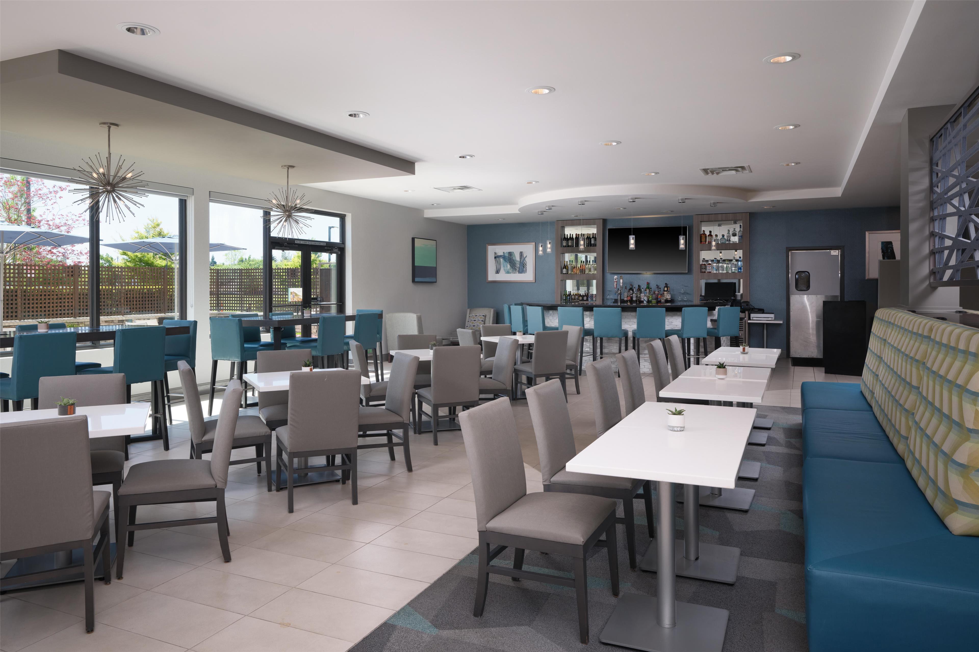 Bar/Salón Best Western Premier Hotel at Fisher's Landing