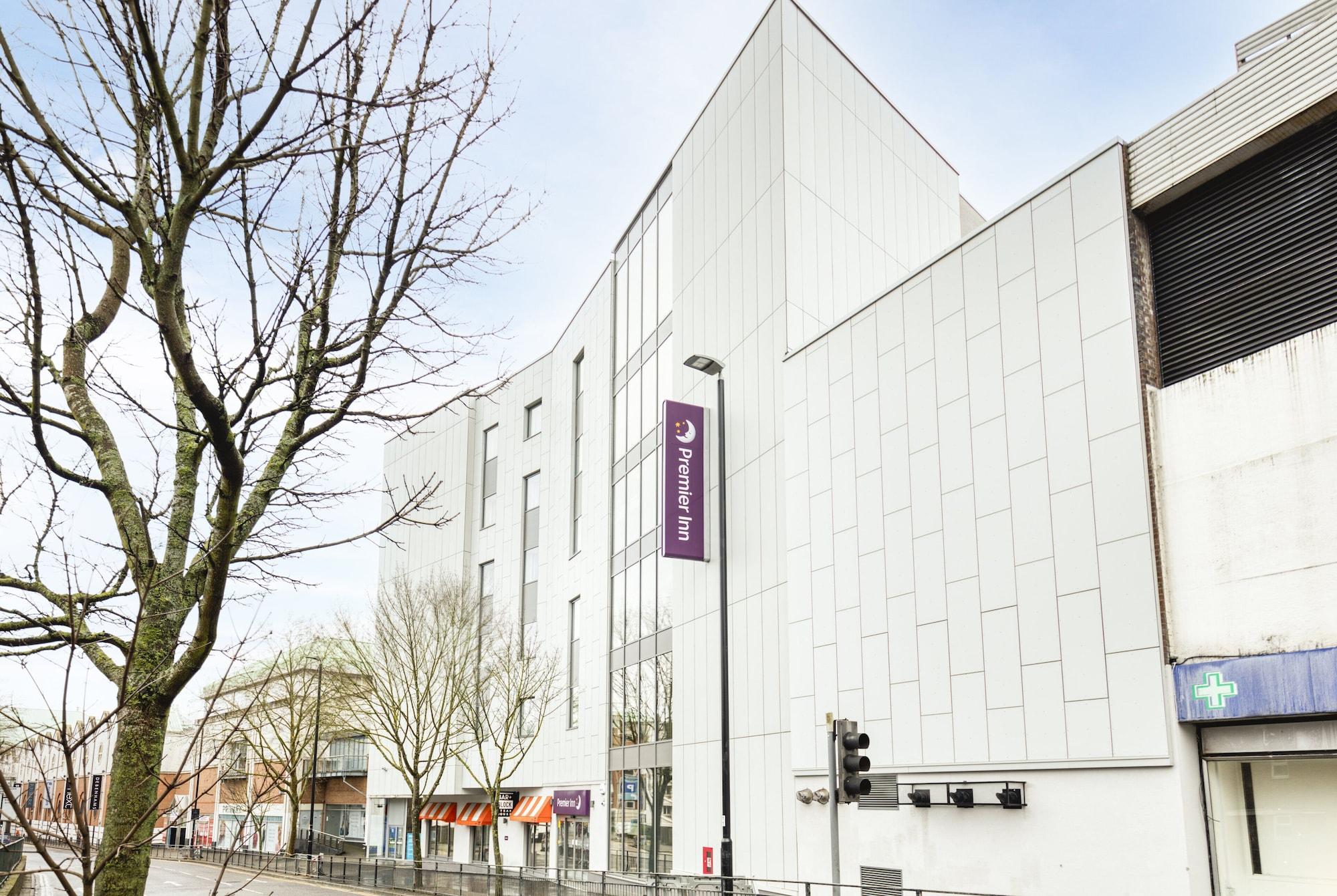 Varios Premier Inn London Sutton