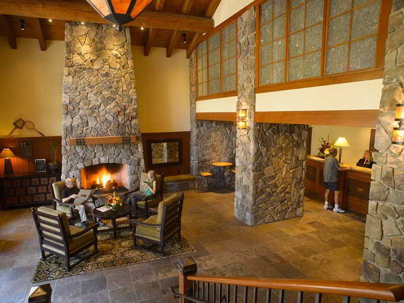 Vista Lobby Sunriver Resort