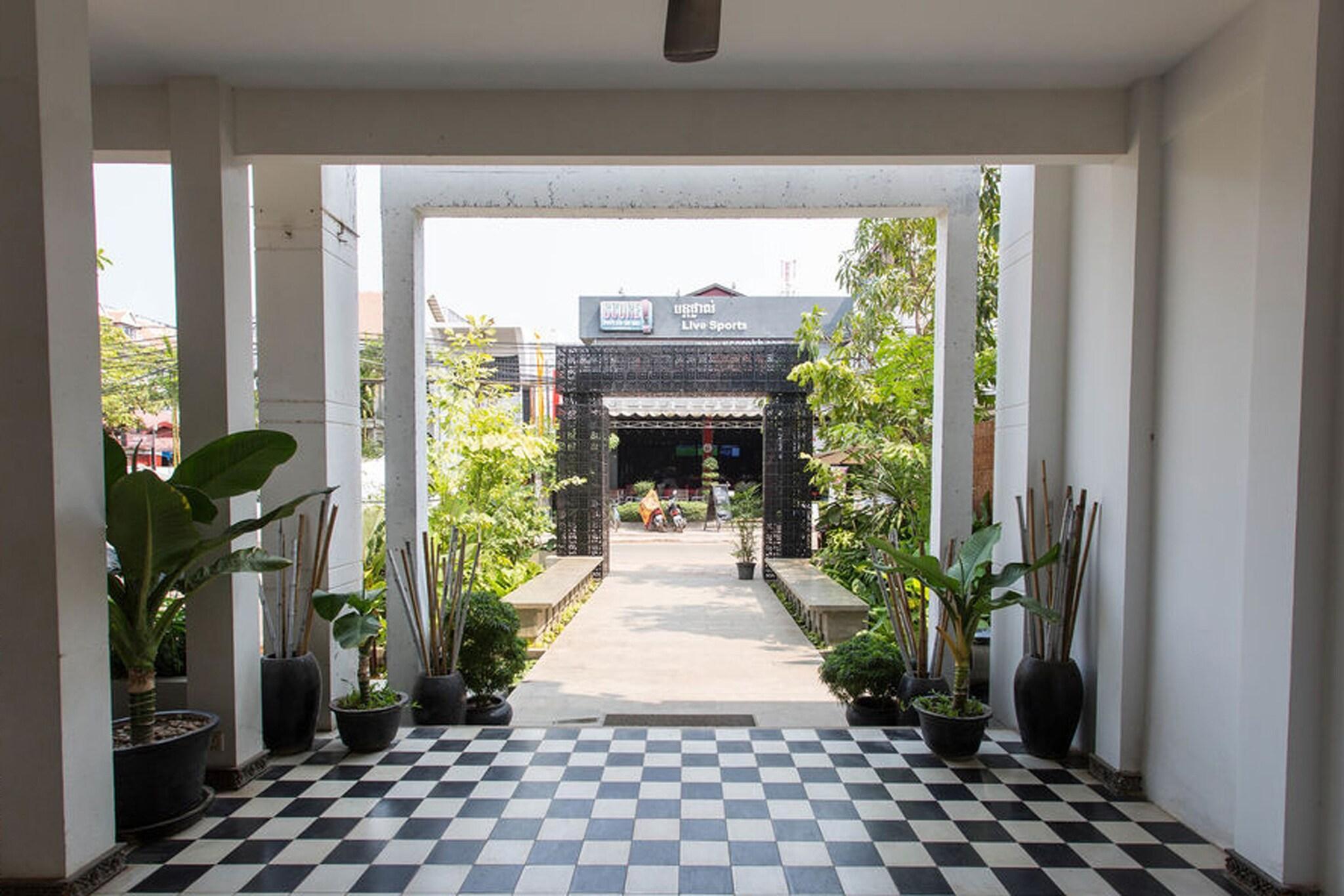 Gimnasio Apsara Centrepole Hotel
