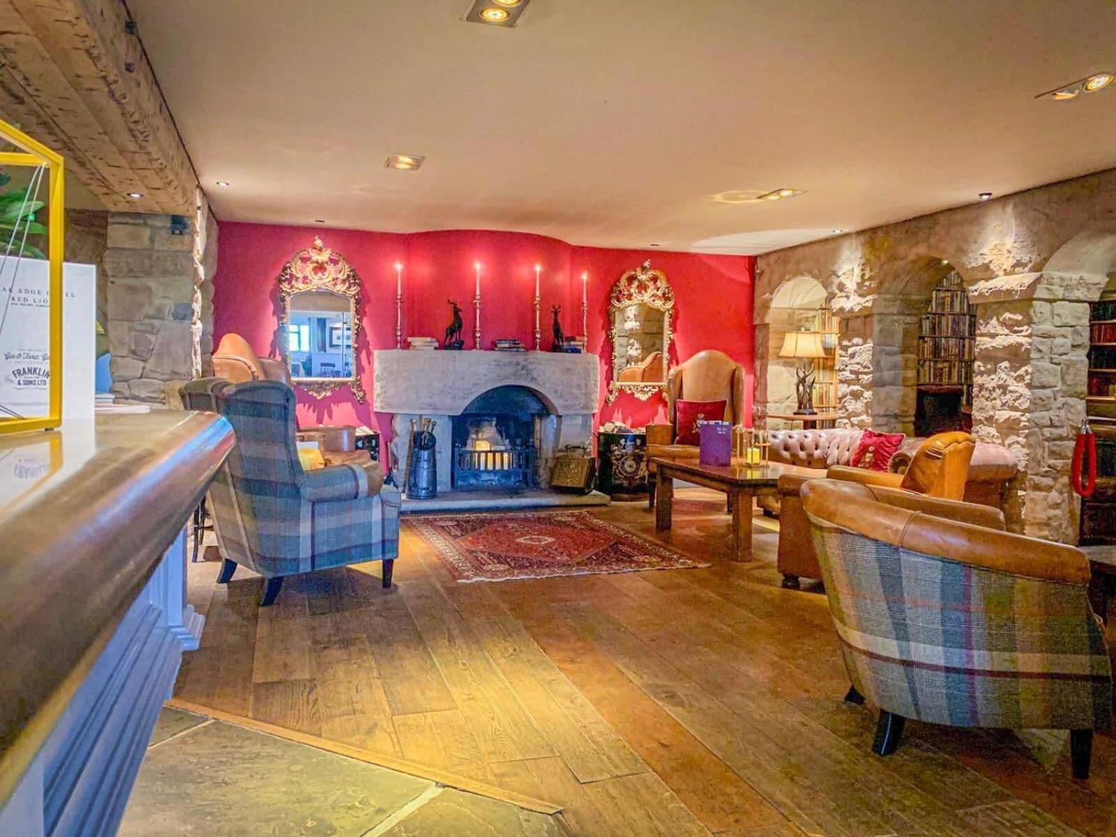 Instalaciones Recreativas Peak Edge Hotel