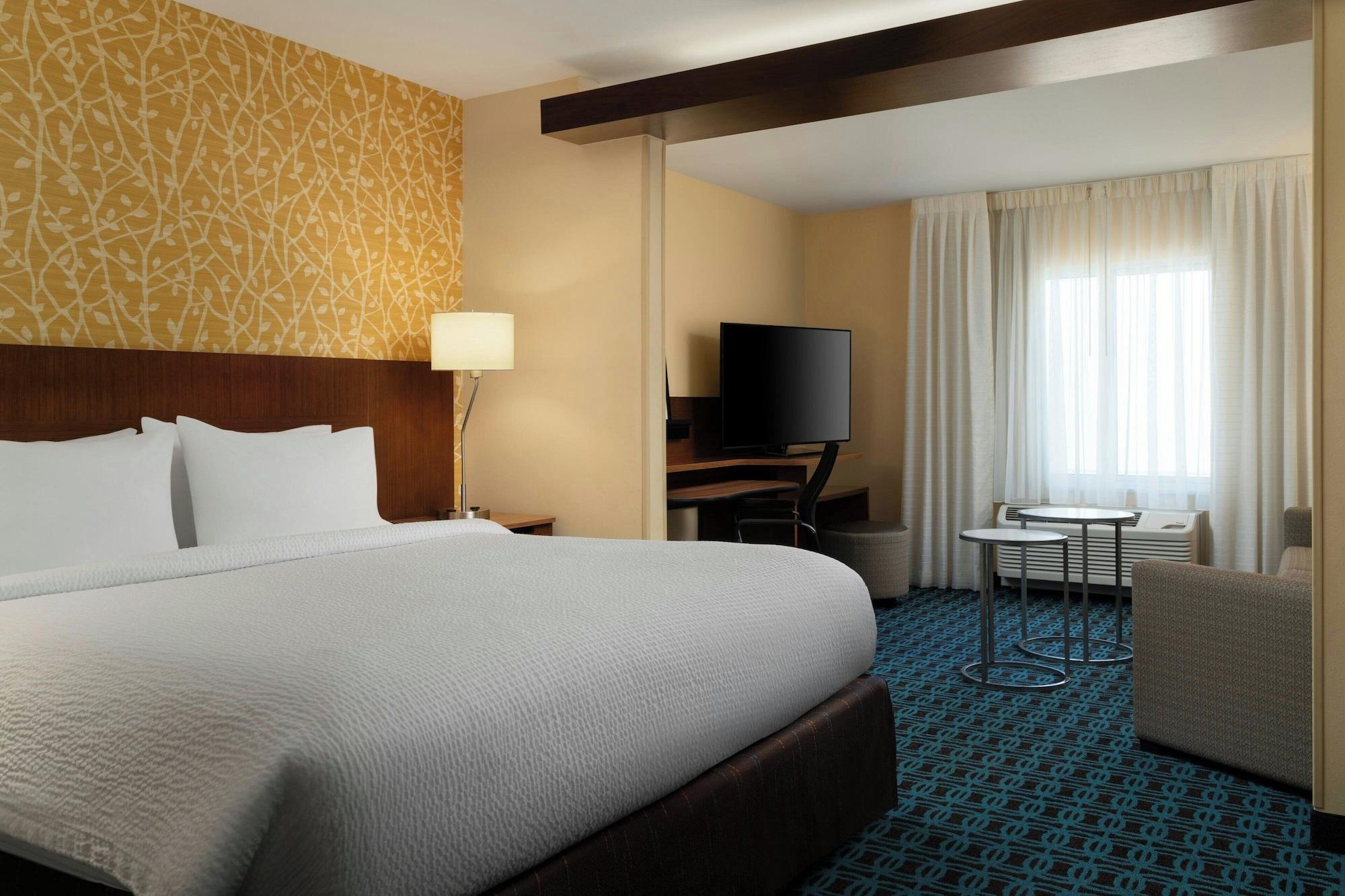 Habitación Fairfield Inn & Suites by Marriott London